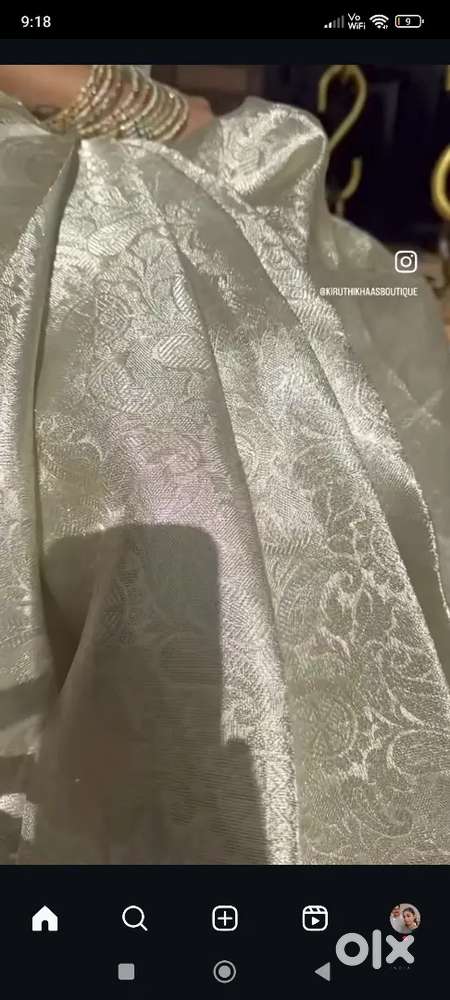 Saree silver