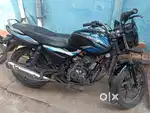 Bajaj Discover 100 cc with self start and 5 gears new headlight