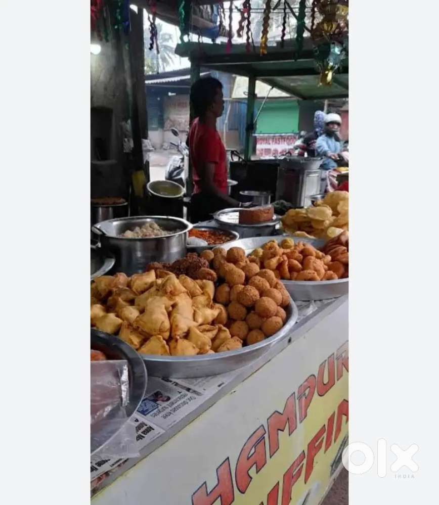 ଜଳଖିଆ ଦୋକାନ ପାଇଁ ରୋଷଇୟା (ମିସ୍ତ୍ରୀ) ଆଉ ହେଲ୍ପର ଆବଶ୍ୟକ