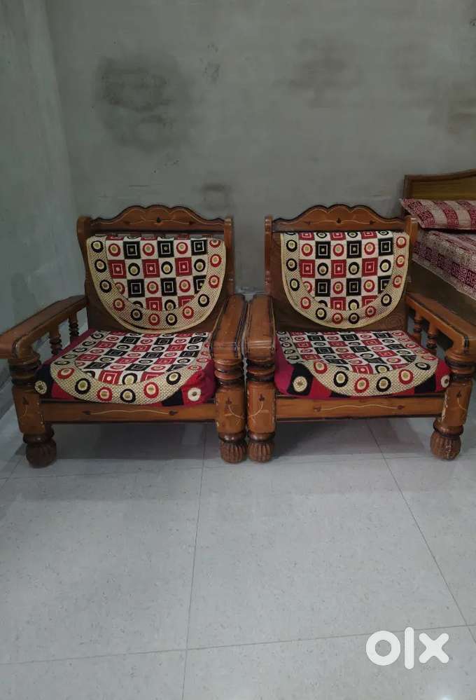 Sofa Set With Wooden Table