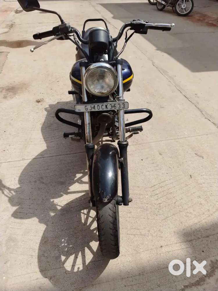 Bajaj Avenger 150 CC