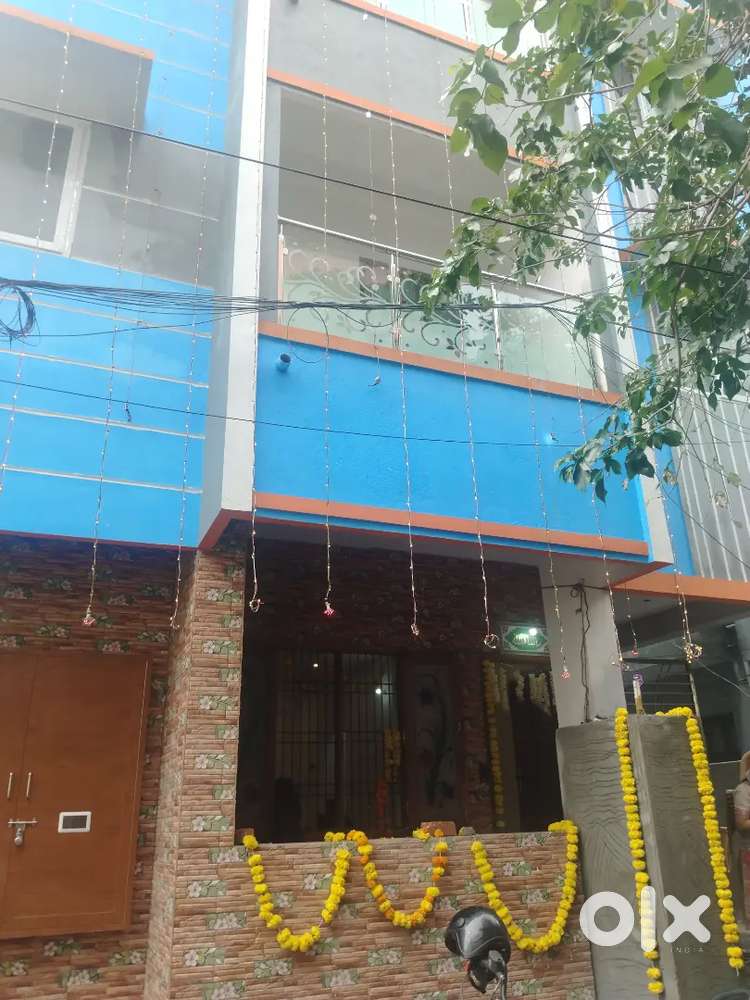 New building full tiles with balcony