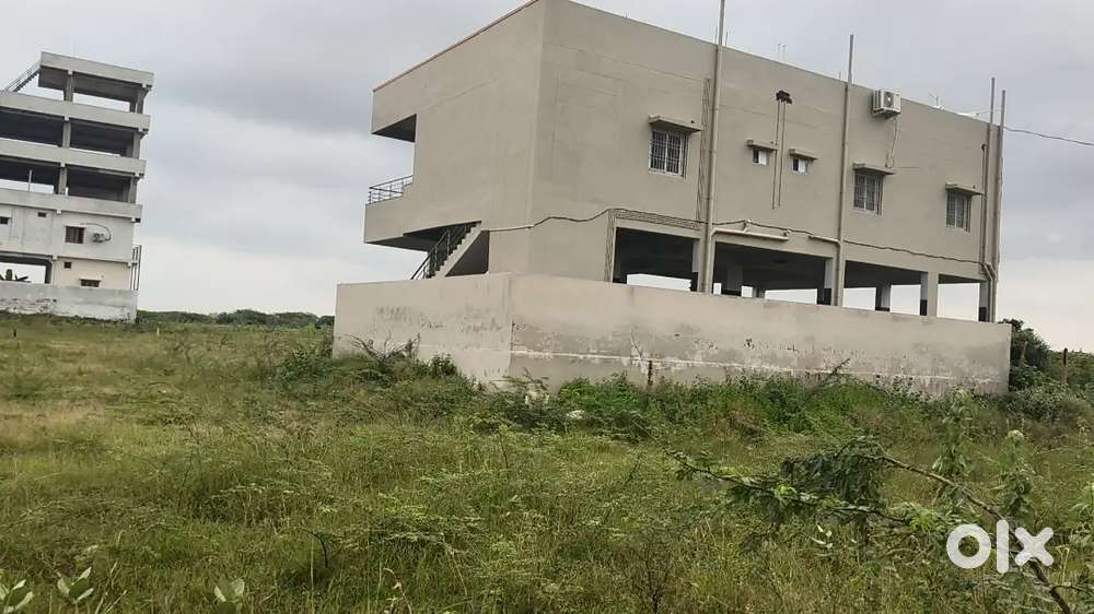 30/40 2.75 cents 30 laks ambedkar nagar plot for sale