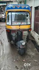 Petrol auto 2012 model he