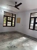 OWNER FREE 2BHK GROUND FLOOR AVAILABLE IN BRS NAGAR.