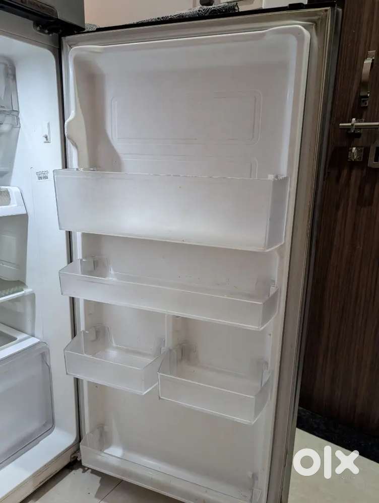 Samsung double door fridge (275L)