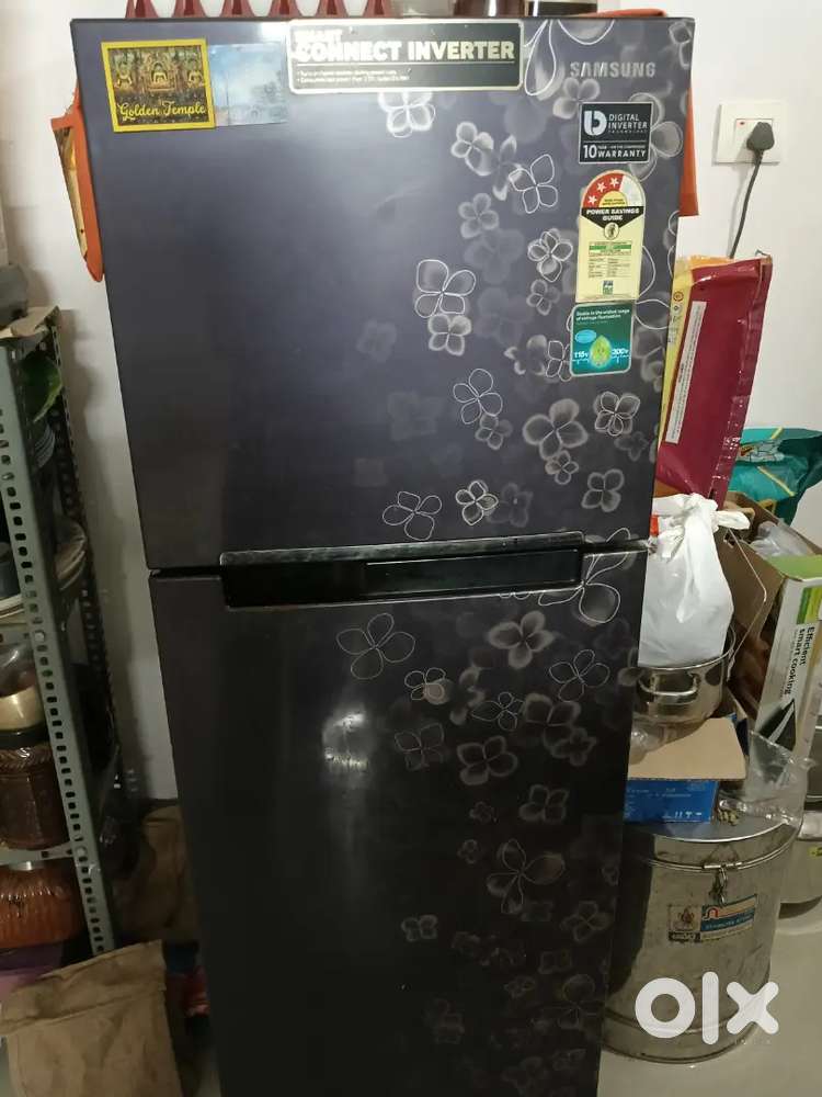 Samsung 256litres , double door, smart inverter