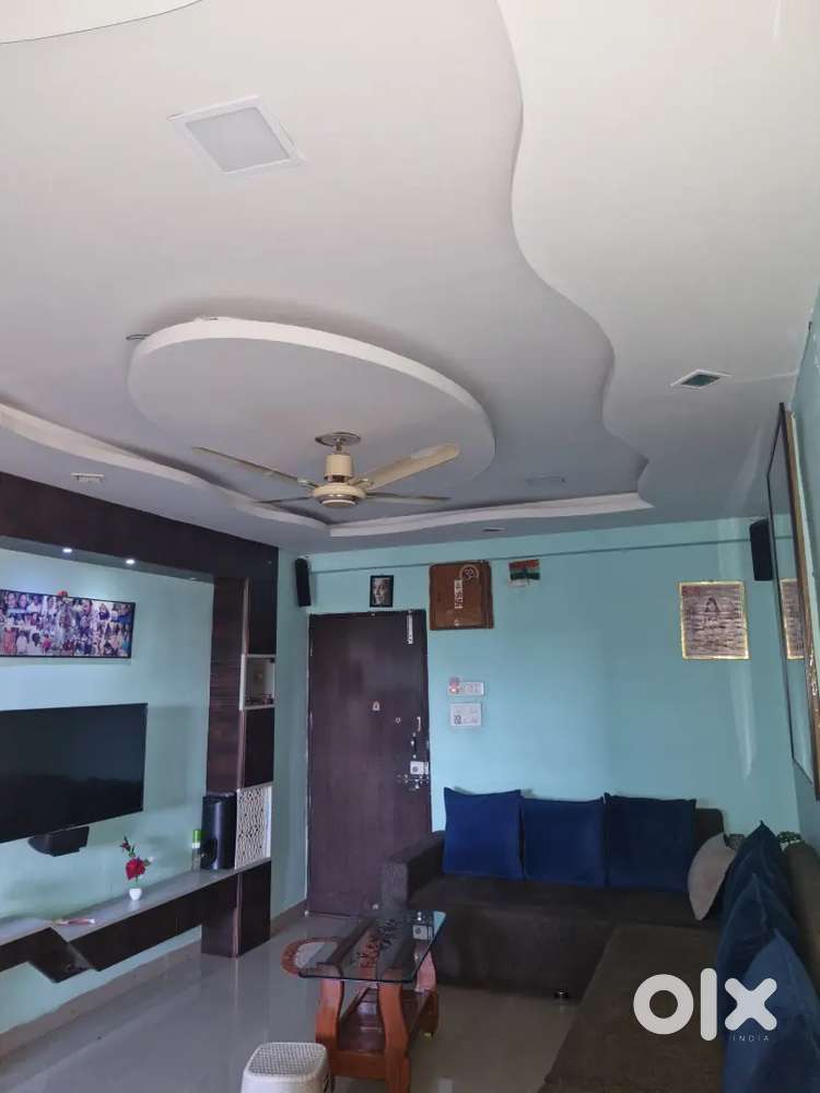 2000 sq.ft. pant house, with a garden, location prime, centre of city