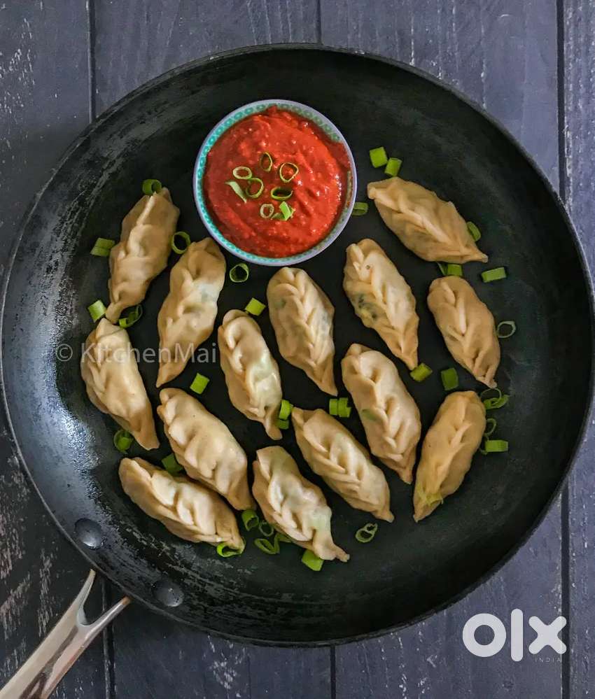 Need a female momo cook...it's urgent