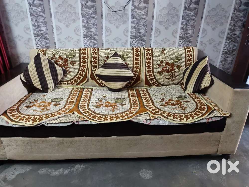 5 Seater Sofa with Table
