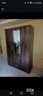 3 door wardrobe with multiples colours and shades