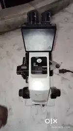 Microscope