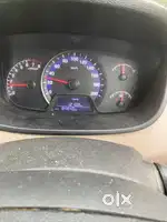 Experience driver ki zarurat hai. Jiske acche contacts ho