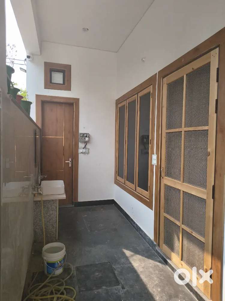 2 bhk fully furnished independent floor