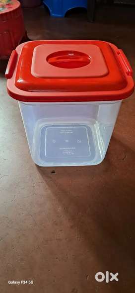 Aristo lock  fresh plastic storage container