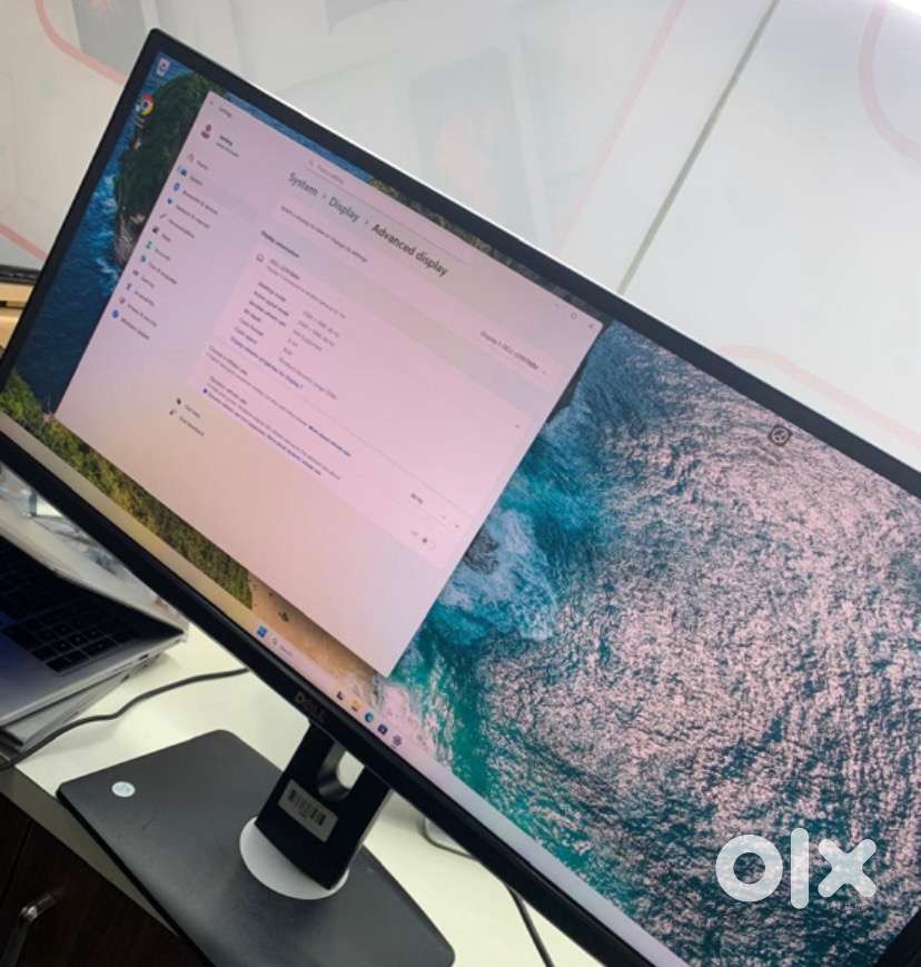 Dell Monitor U2913WM-30inch monitor/VGA PORT/Looking Good/With warnty