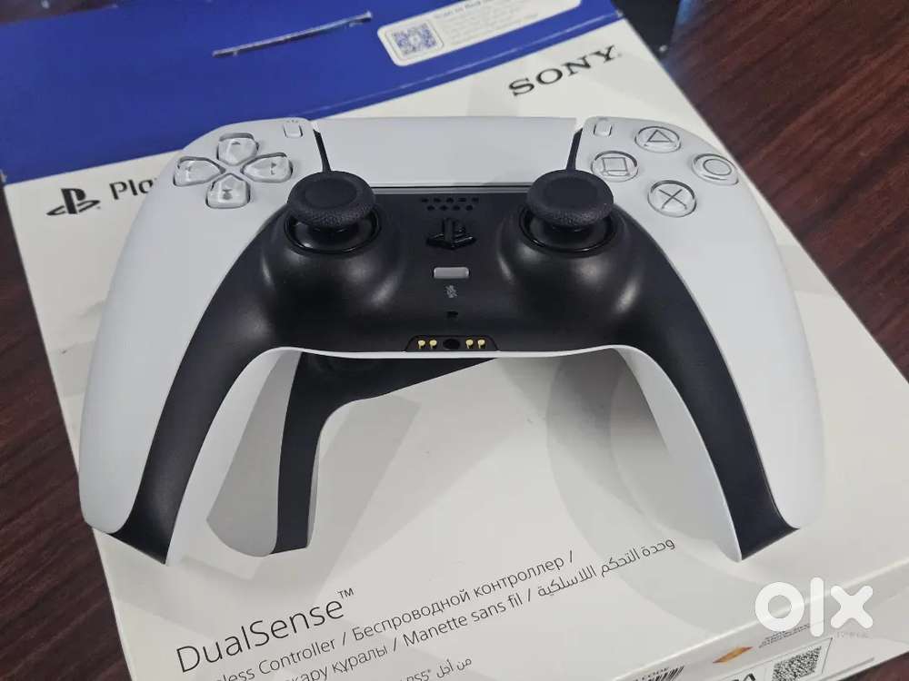 Brand new PS5 controller