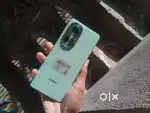 Oppo Reno 11 5g 8/256 with bill box charger under warrenty