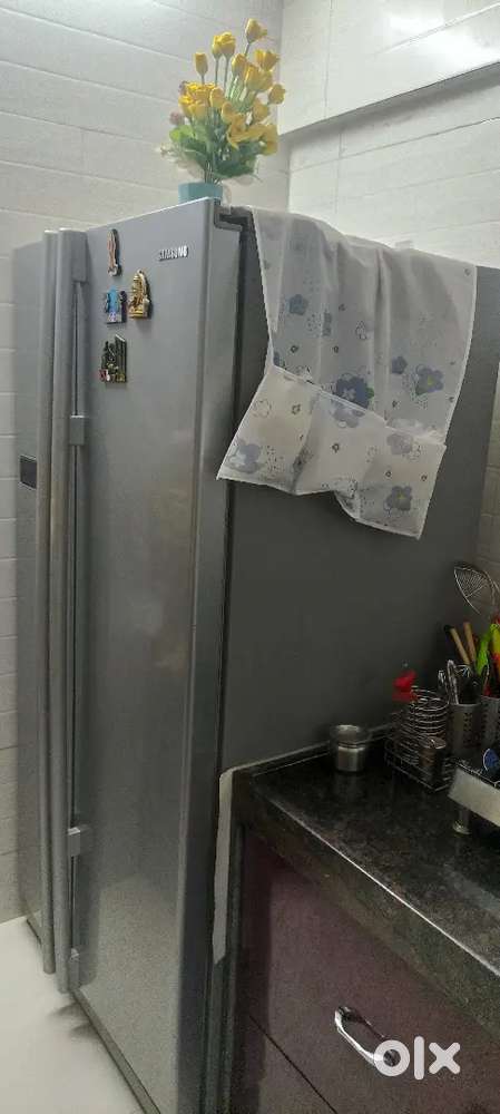 Samsung Side by Side Door Fridge.. Beautiful condition
