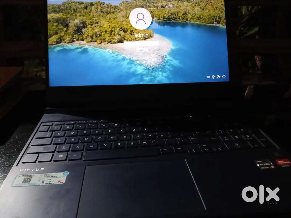 HP VICTUS 15