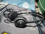 Head phones