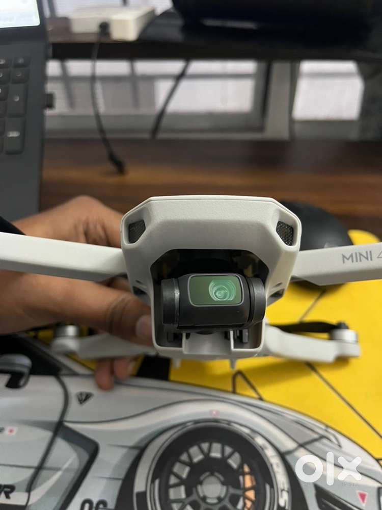 DJI MINI 4k Fly More Combo Drone