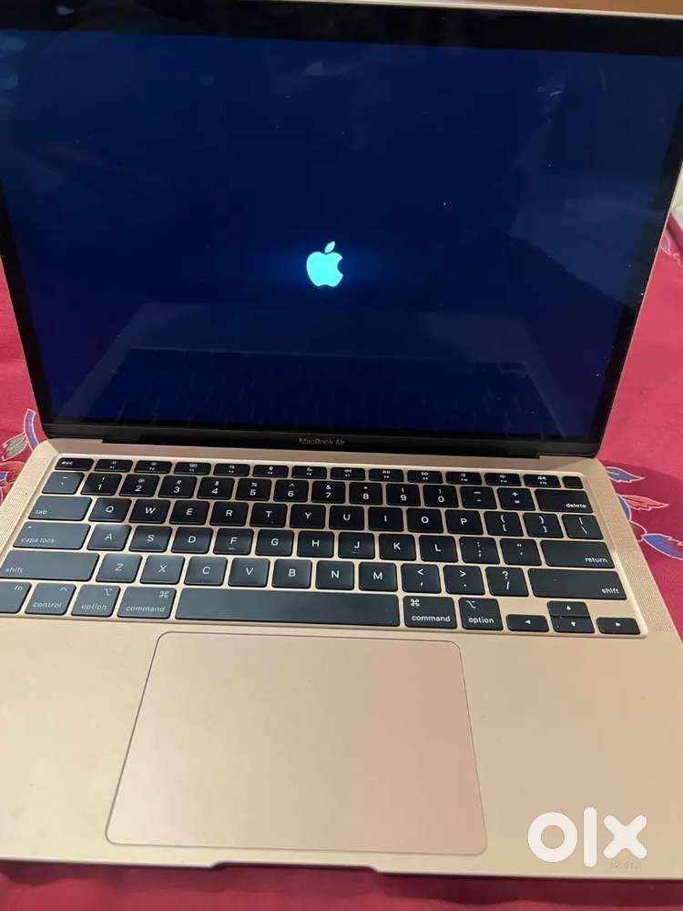 Apple Macbook Air M1