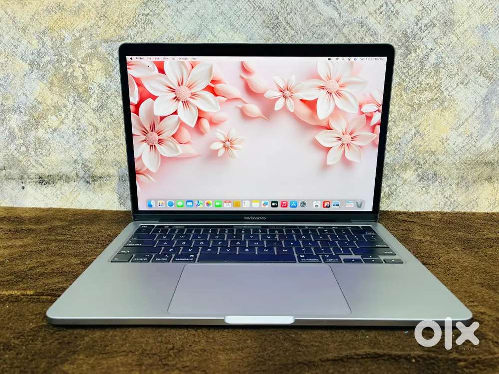 Apple MacBook Pro 13 inch With TuchBaar TachID Model 2020