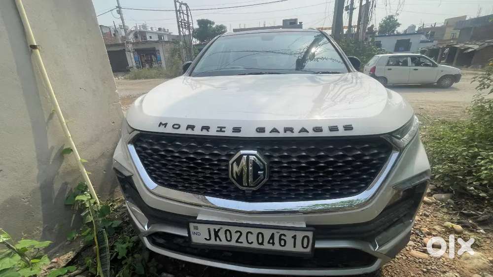 Mg hector hybrid