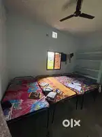 2bhk for Girls Mess for Girls free wifi /24*7 water elec