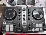 Hercules DJControl Inpulse 200 MK2.