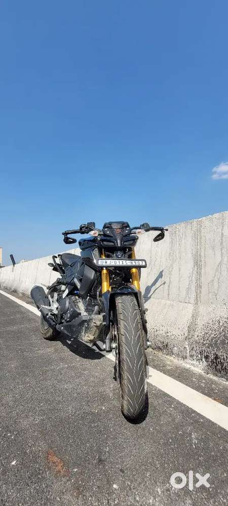 Yamaha MT 15 V2 Metallic Black  Excellent condition  With PPF