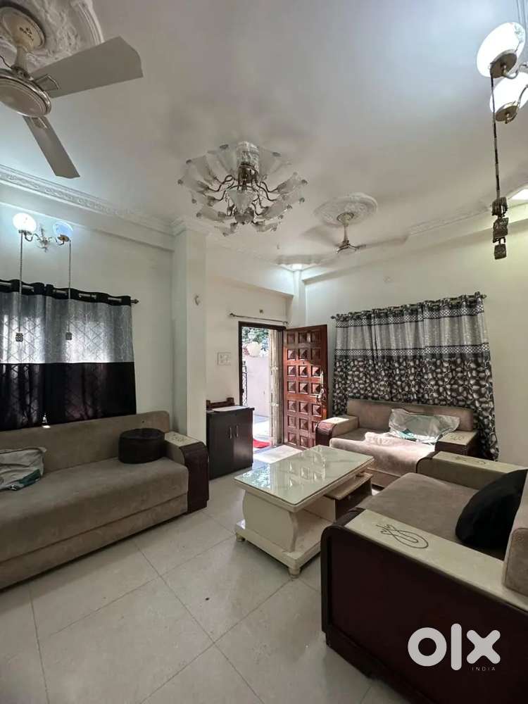 3bhk independent flat available bhawarkuaa