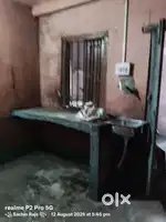 रूम भाड़ा में देना है