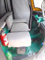 11 seater with lagage Carrier fully covered top model new seats