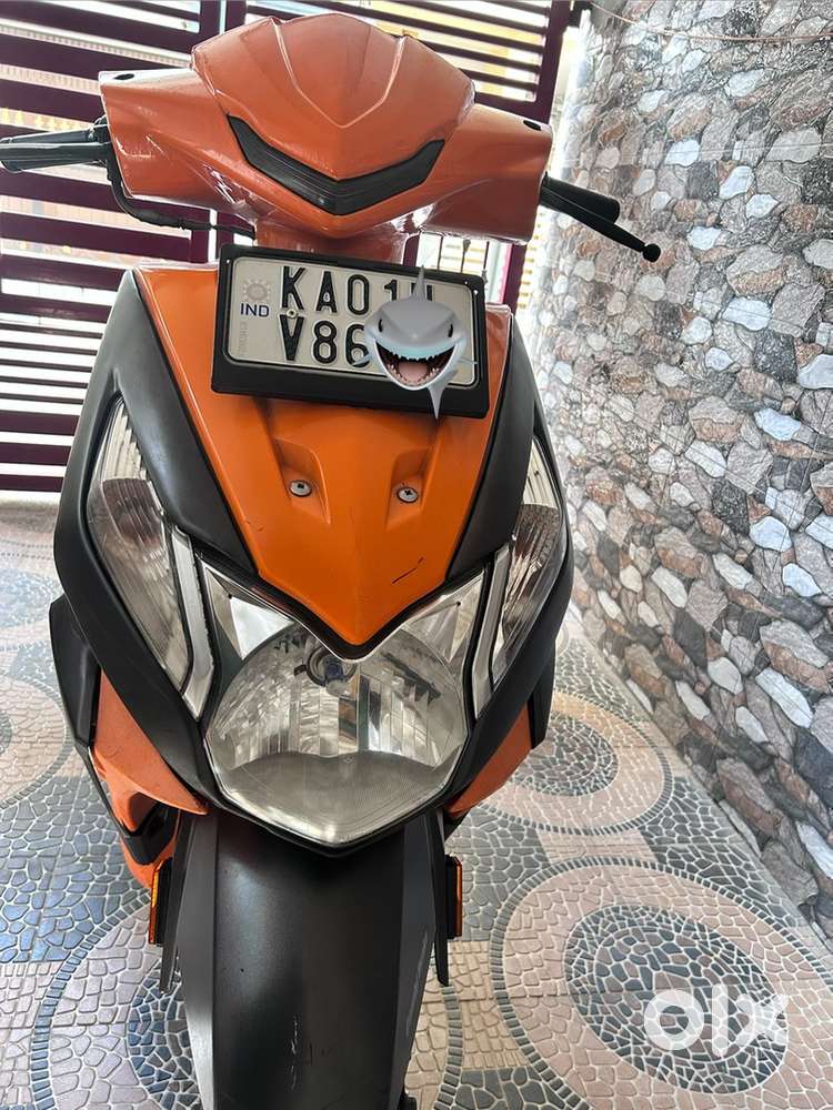 BS4 - Honda DIO - Orange  Single Owner  2017
