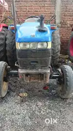 new Holland 4710