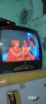 Onida company ka tv hai ekdam badhiya condition me