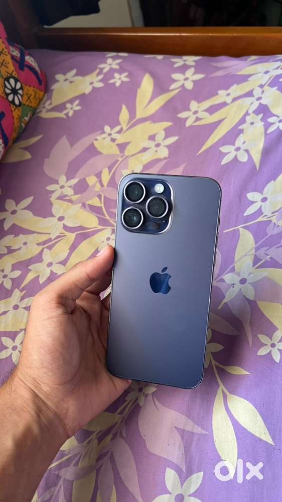 Iphone 14 pro max Deep purple colour