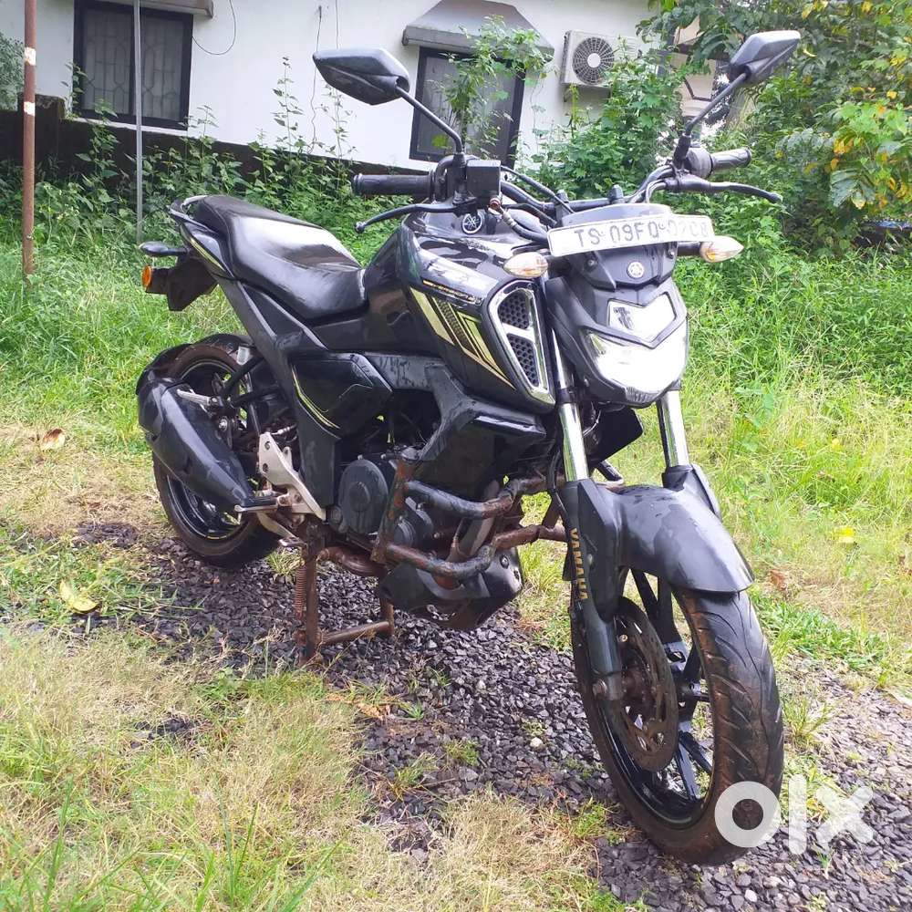 Yamaha FZs V3