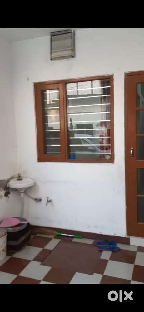 House for Rent in Ghuman Nagar-B