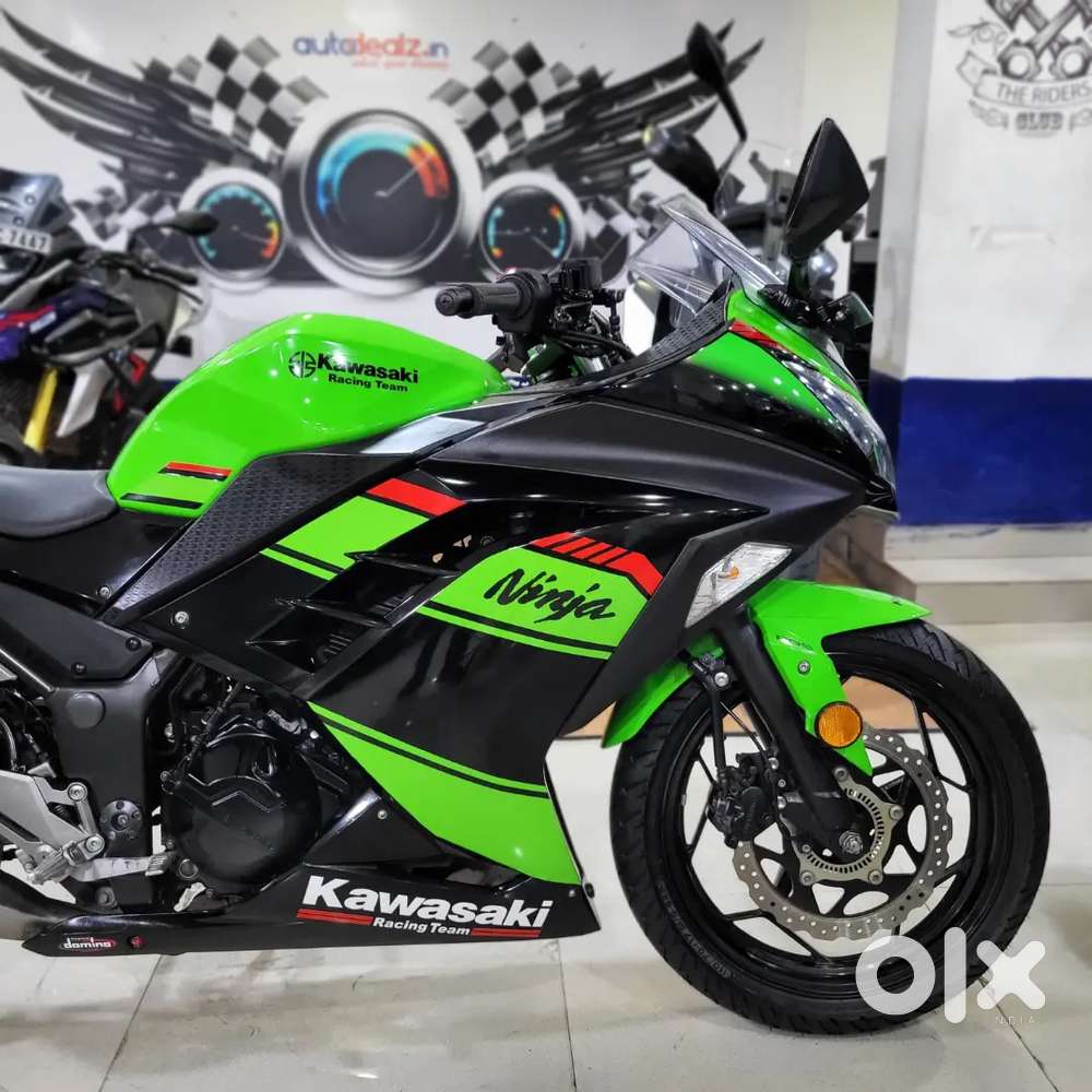 Kawasaki Ninja 300 ABS BS6