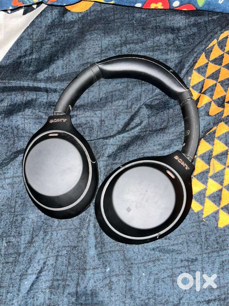 Sony xm4 1000 headphones