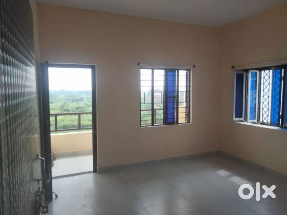 2BHK Spacious Flat with no owner intervention