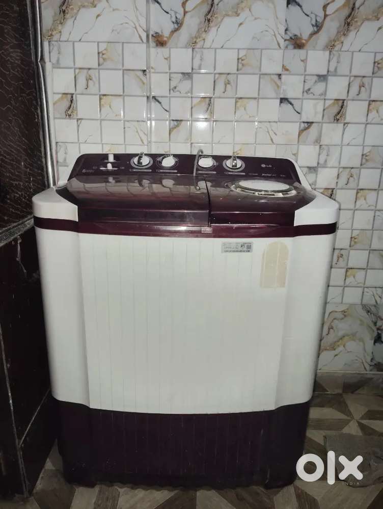 It's 2 year used, brand- LG, Semi automatic