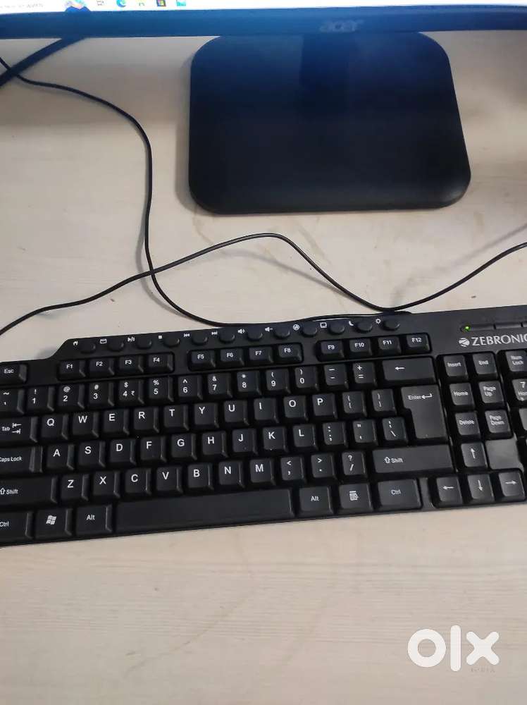 Desktop Computer with UPS