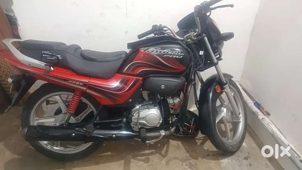 Exchanging sales 2010 model bike showroom condition