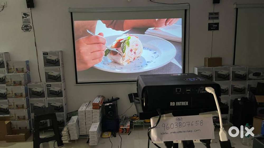 New Best quality 4K 3D projectors and screens wall tripod at wholesale