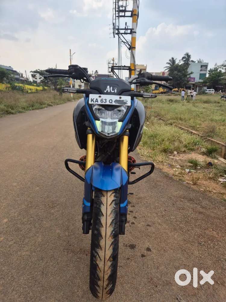 I'm selling my Honda CB Hornet 200