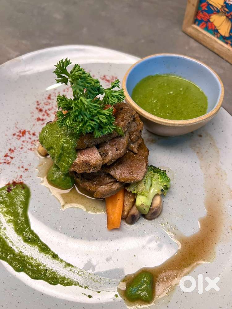 Sevice staff/ coptain/waiter